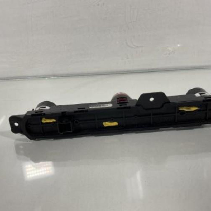 Bouton de warning FIAT 500 2 Photo n°3