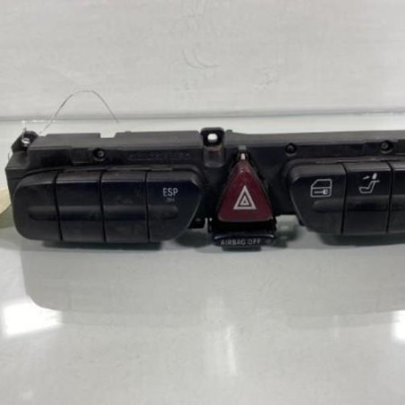 Bouton de warning MERCEDES CLASSE C 203 Photo n°1
