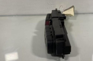 Bouton de warning MERCEDES CLASSE C 203
