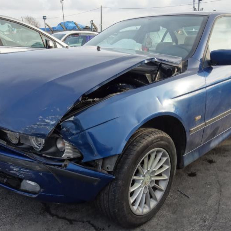 Porte avant droit BMW SERIE 5 E39 Photo n°4