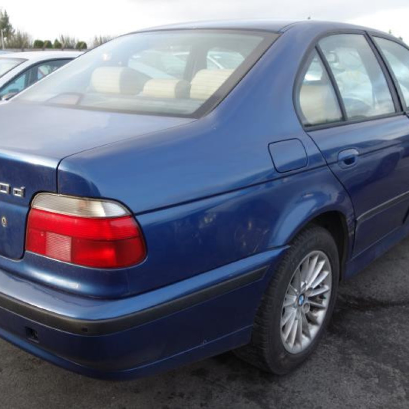 Porte avant droit BMW SERIE 5 E39 Photo n°6