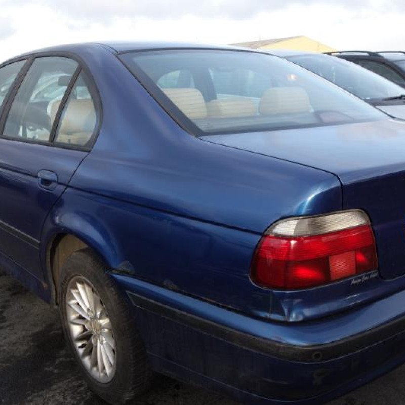 Porte avant droit BMW SERIE 5 E39 Photo n°7