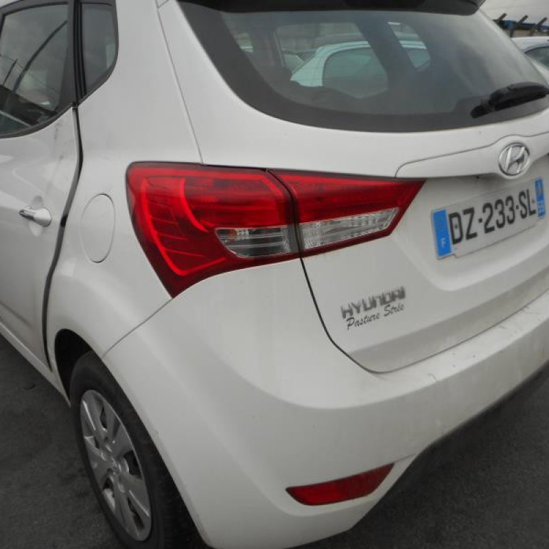 Feu arriere principal droit (feux) HYUNDAI IX 20 Photo n°7