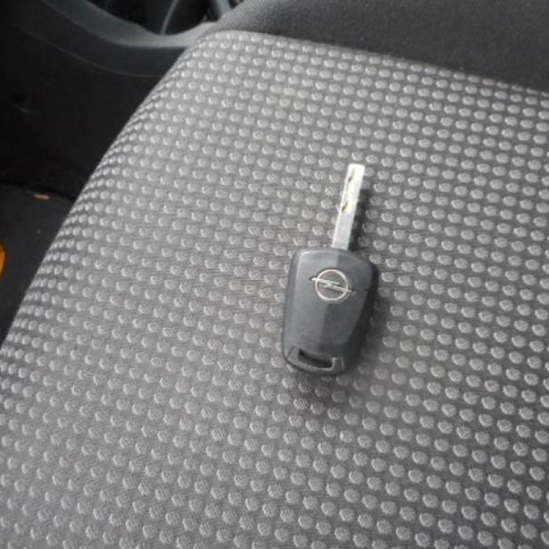 Pivot de moyeu avant gauche OPEL CORSA D Photo n°11