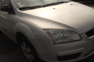Pretensionneur de ceinture avant droit FORD FOCUS 2