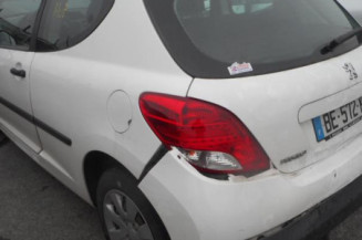 Bras essuie glace arriere PEUGEOT 207