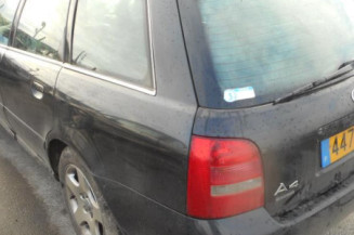 Retroviseur droit AUDI A4 1