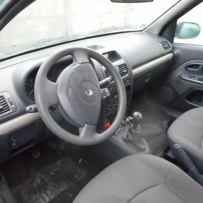Compresseur clim RENAULT CLIO 2 Photo n°8