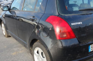 Retroviseur droit SUZUKI SWIFT 3