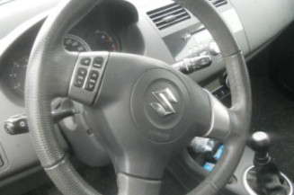 Pretensionneur de ceinture avant droit SUZUKI SWIFT 3