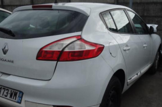 Pretensionneur de ceinture avant droit RENAULT MEGANE 3