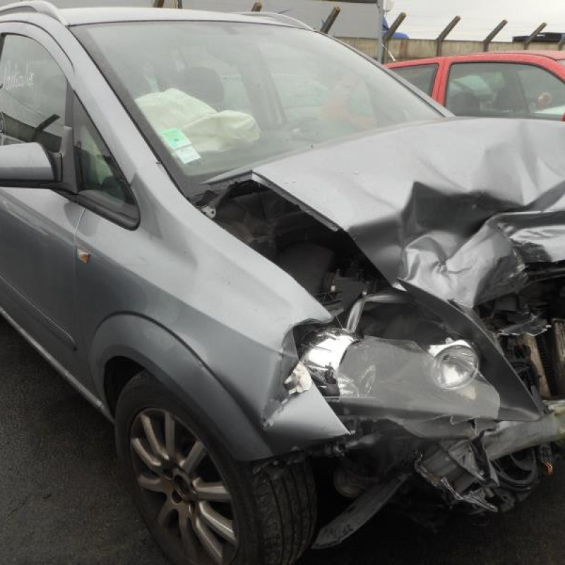 Trappe d'essence OPEL ZAFIRA B Photo n°5
