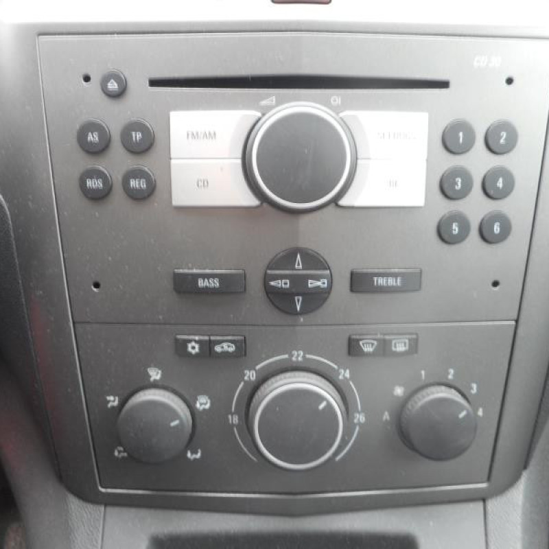 Trappe d'essence OPEL ZAFIRA B Photo n°9