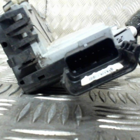 Serrure arriere droit PEUGEOT 308 1