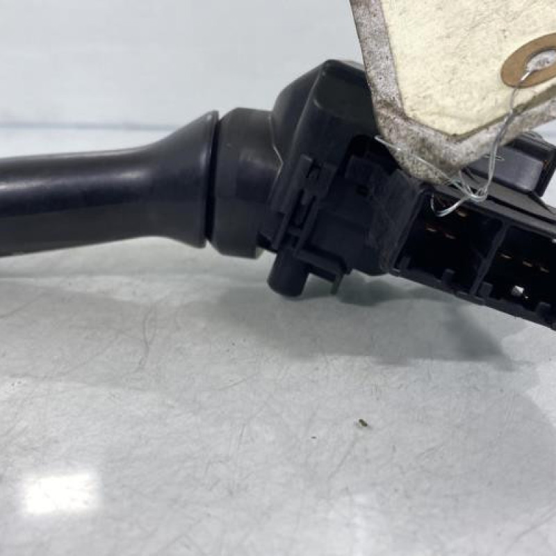 Commodo d'essuie glaces TOYOTA YARIS 2 Photo n°4