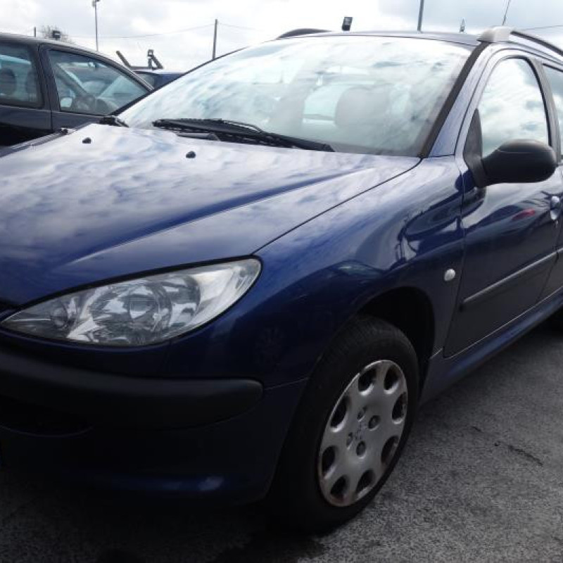 Etrier avant gauche (freinage) PEUGEOT 206 Photo n°1