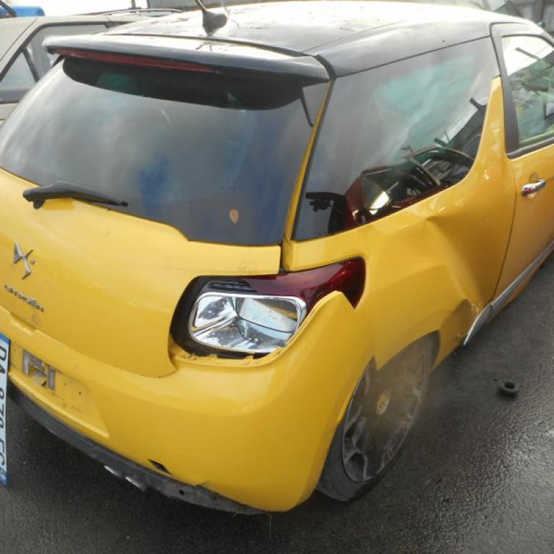 Etrier arriere droit (freinage) CITROEN DS3 Photo n°3