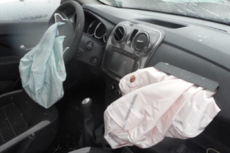 Serrure avant gauche DACIA SANDERO 2