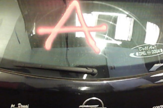 Malle/Hayon arriere OPEL ASTRA H Photo n°1