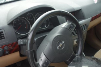 Malle/Hayon arriere OPEL ASTRA H