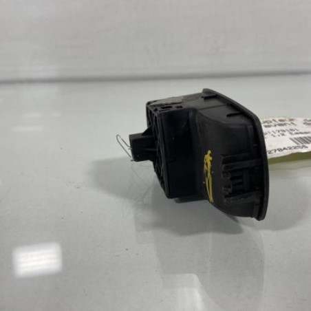 Interrupteur de leve vitre avant droit OPEL CORSA E