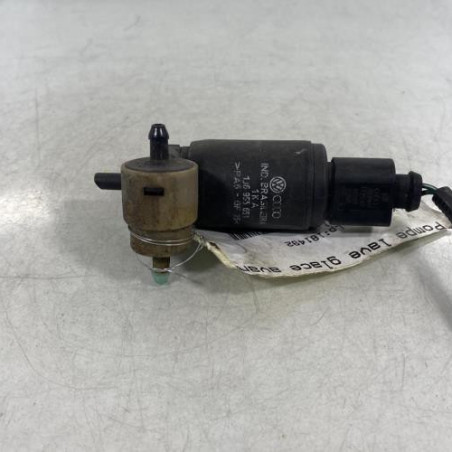 Pompe lave glace avant VOLKSWAGEN FOX Photo n°1