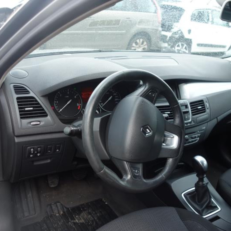 Pretensionneur de ceinture avant droit RENAULT LAGUNA 3 Photo n°8