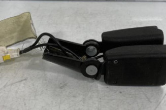 Attache ceinture arriere droit CITROEN DS4 Photo n°1