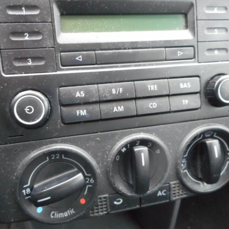 Autoradio d'origine VOLKSWAGEN POLO 4 Photo n°10