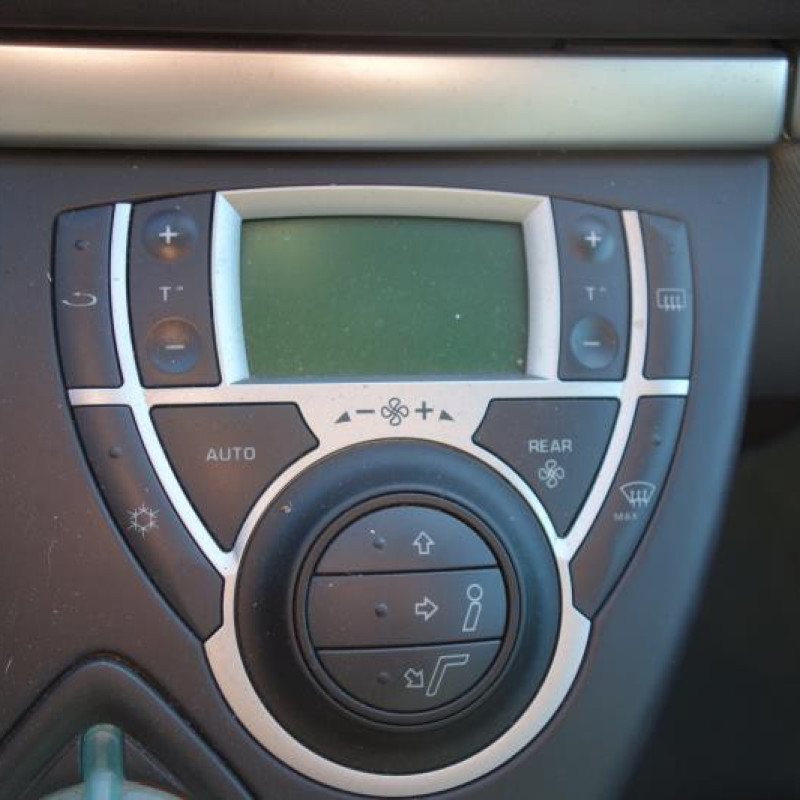 Interrupteur de leve vitre avant droit PEUGEOT 807 Photo n°10