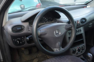 Serrure avant droit MERCEDES CLASSE A 168