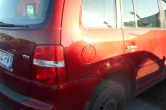 Etrier avant droit (freinage) VOLKSWAGEN TOURAN 1