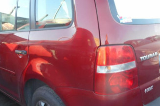 Etrier avant droit (freinage) VOLKSWAGEN TOURAN 1