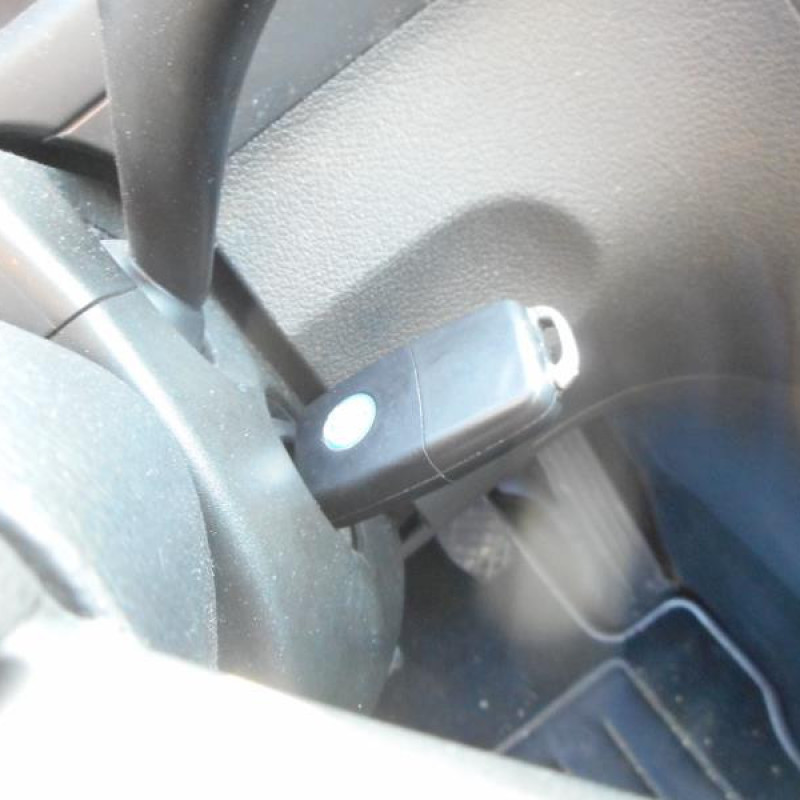 Etrier avant droit (freinage) VOLKSWAGEN TOURAN 1 Photo n°7