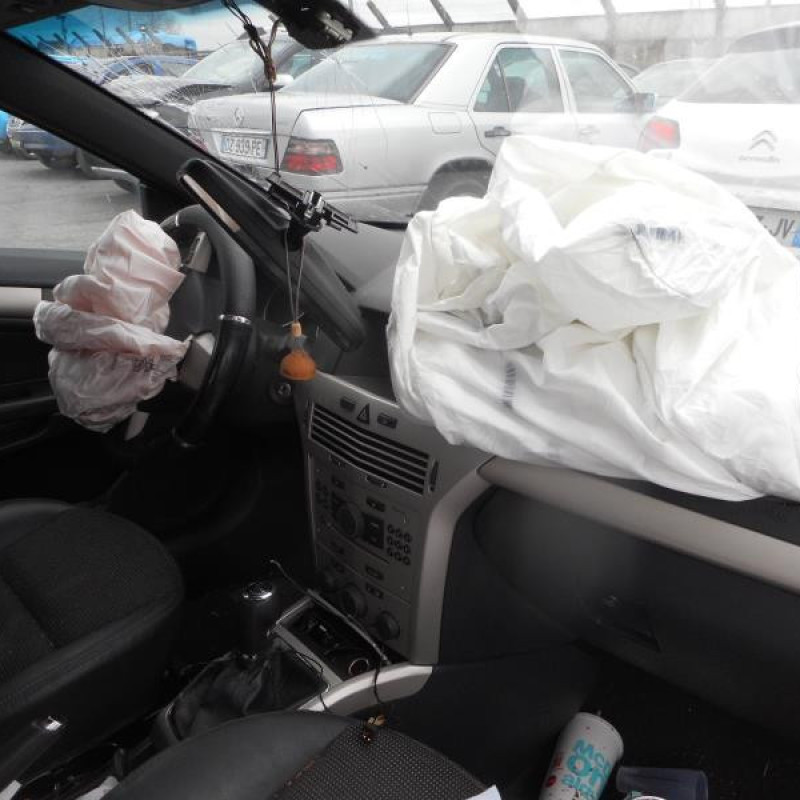 Debitmetre OPEL ASTRA H Photo n°8