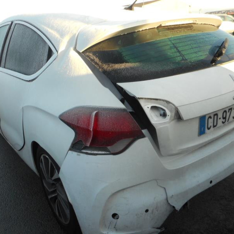 Boite a gants CITROEN DS4 Photo n°8