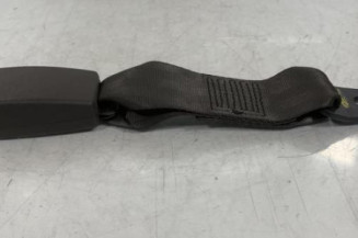 Attache ceinture arriere droit NISSAN MICRA 3 Photo n°1