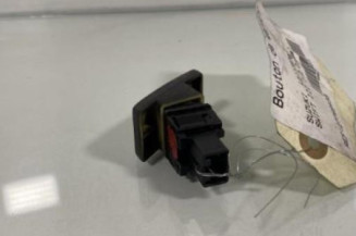 Bouton de warning SUZUKI SWIFT 3