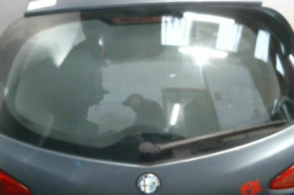 Malle/Hayon arriere ALFA ROMEO 147 Photo n°1