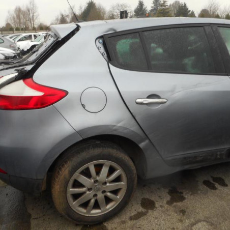 Vitre arriere droit RENAULT MEGANE 3