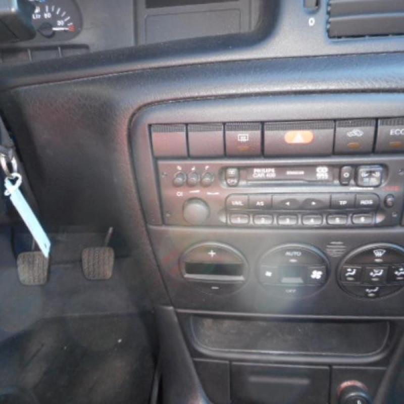 Interrupteur de leve vitre avant droit OPEL VECTRA B Photo n°9