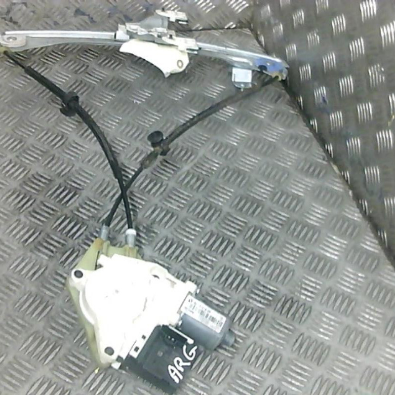 Leve vitre electrique arriere gauche RENAULT MEGANE 3 Photo n°2