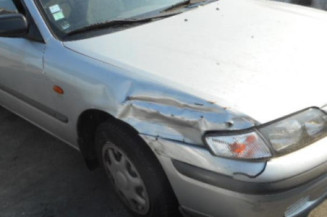 Calandre MAZDA 626 4
