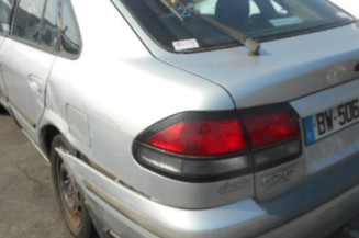 Retroviseur droit MAZDA 626 4