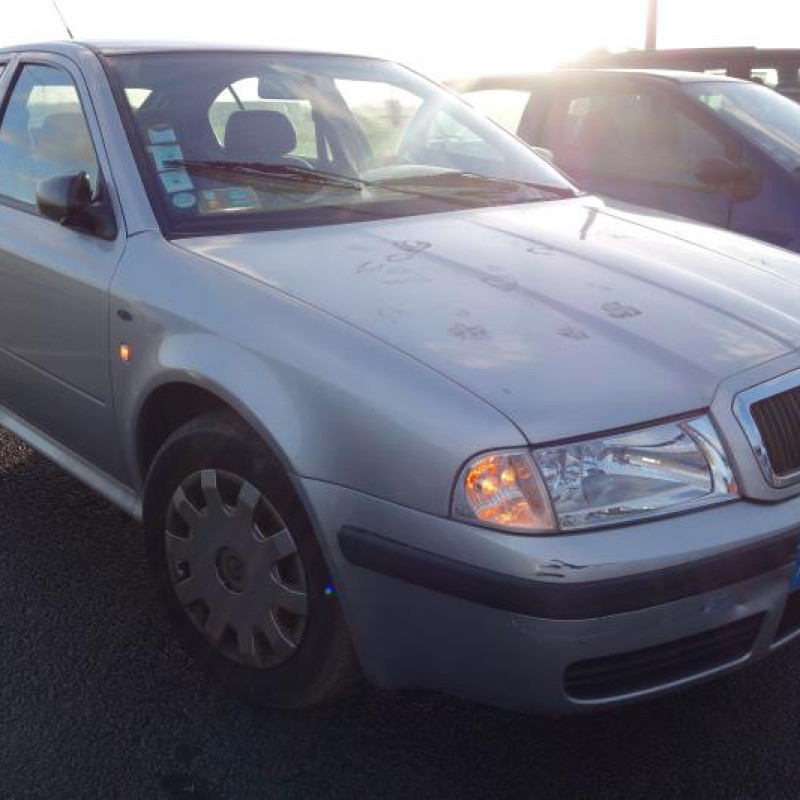 Avertisseur/Klaxon SKODA OCTAVIA 1 Photo n°5