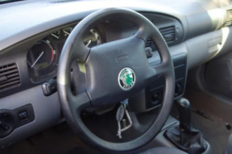 Avertisseur/Klaxon SKODA OCTAVIA 1