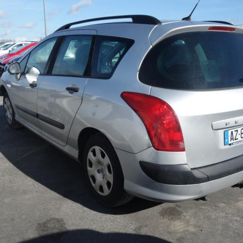 Pretensionneur de ceinture avant droit PEUGEOT 308 1 SW Photo n°7