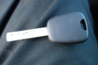 Pretensionneur de ceinture avant droit PEUGEOT 308 1 SW