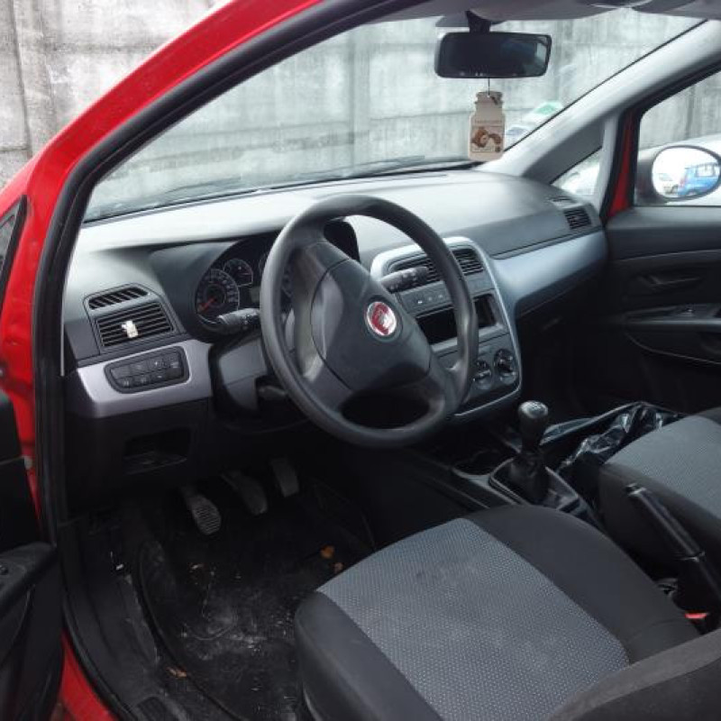 Avertisseur/Klaxon FIAT GRANDE PUNTO Photo n°8
