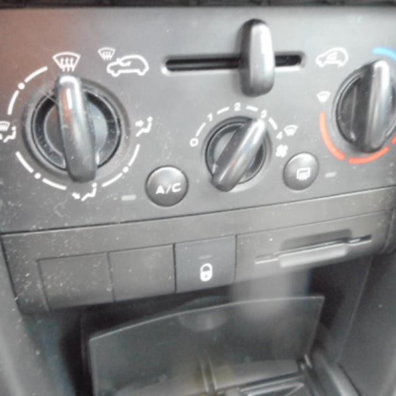 Ceinture arriere droit PEUGEOT 207 Photo n°11